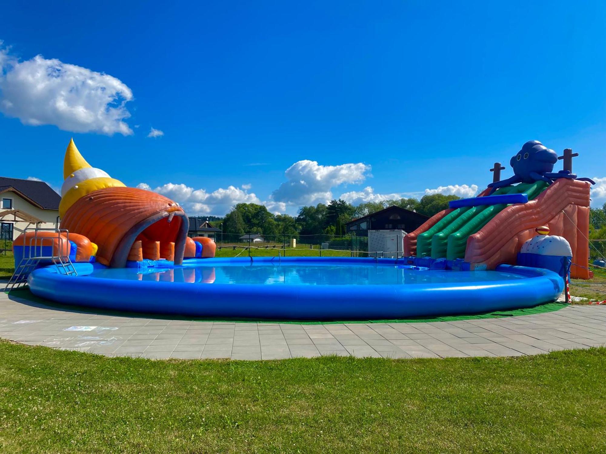 Family & Friends Apartment Велка Ломница Екстериор снимка