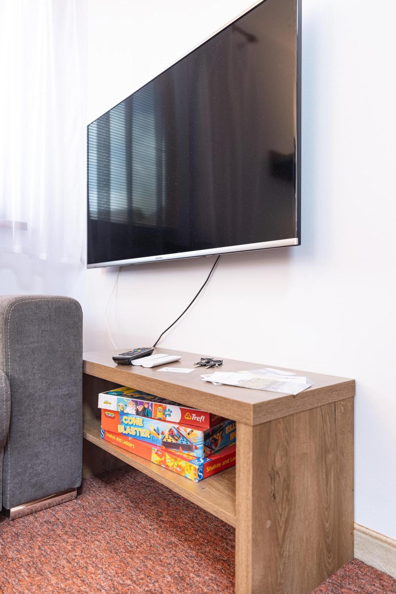 Family & Friends Apartment Велка Ломница Екстериор снимка